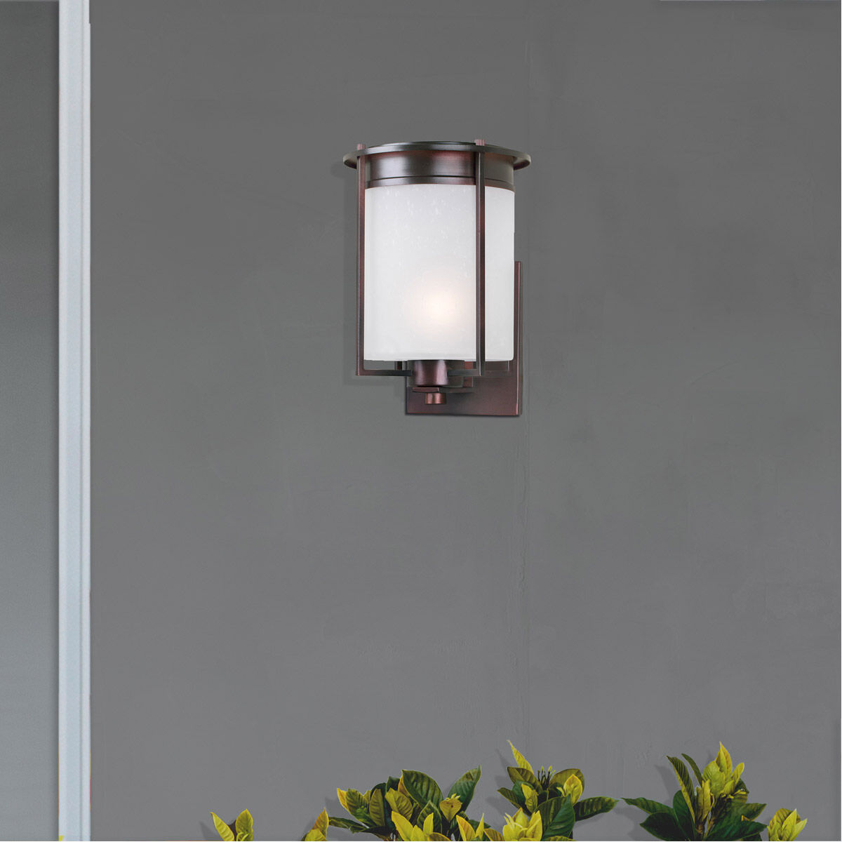 Signature Outdoor Wall Light