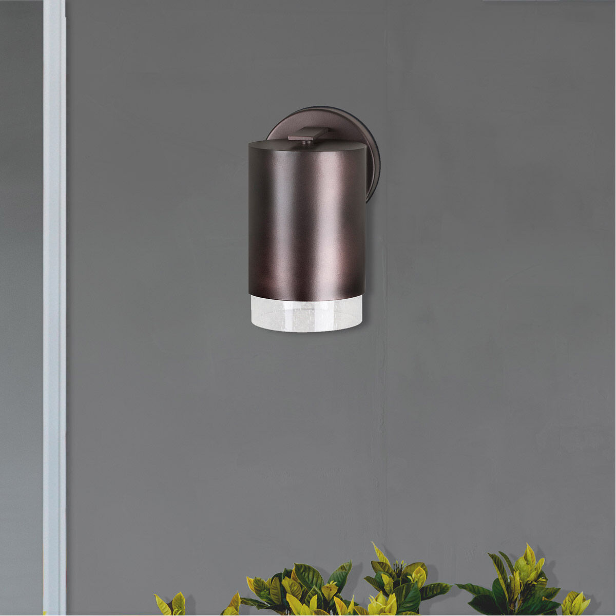 Signature Outdoor Wall Light